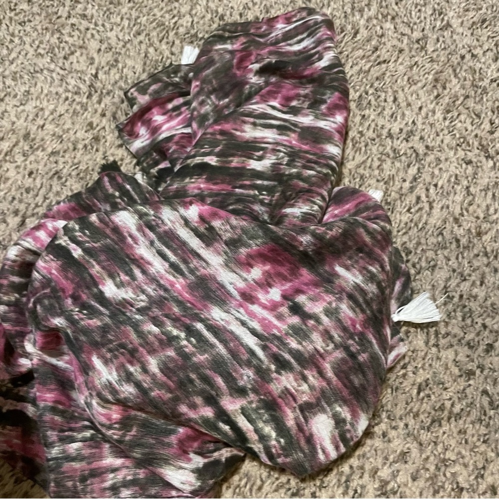 Scarf Bundle - Picture 7 of 11